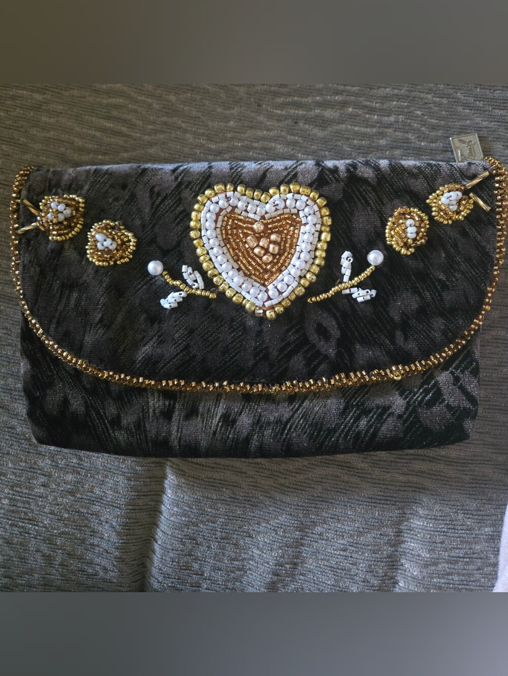 Beaded Heart Embellished Clutch - Gold & White